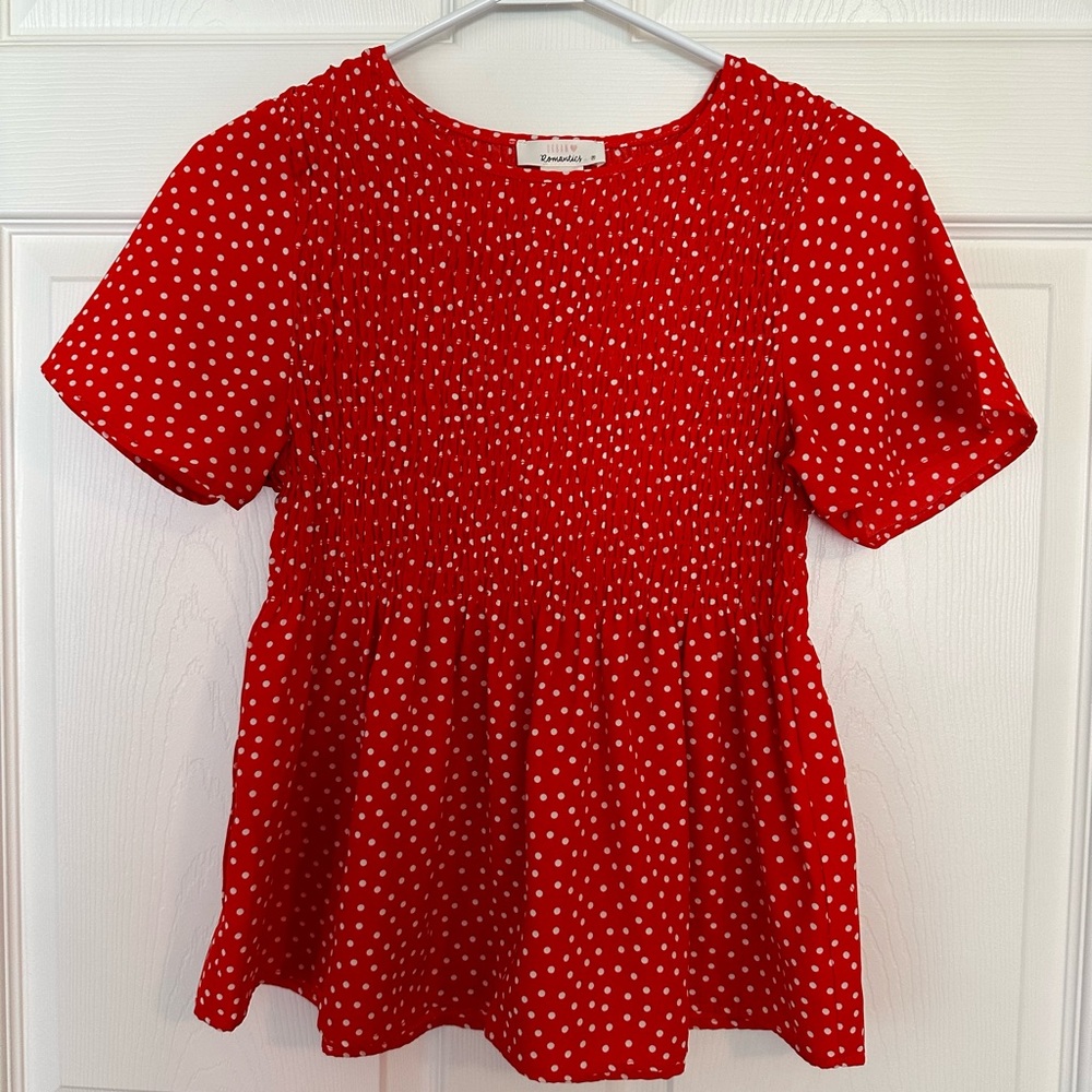 Urban Romantics brand short sleeve polka dot blouse. Size medium.